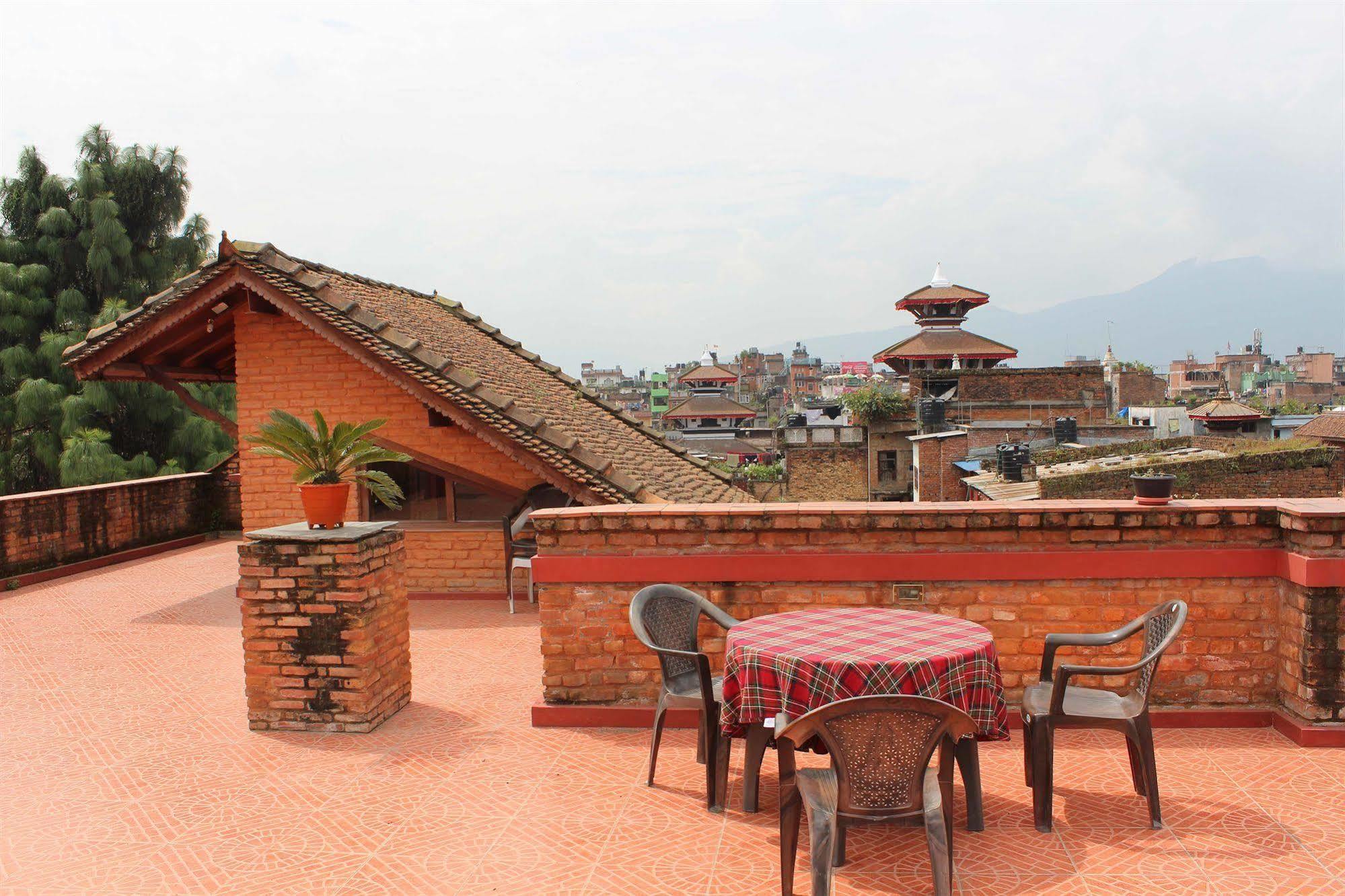 World Heritage Hotel And Apartments Kathmandu Exterior foto